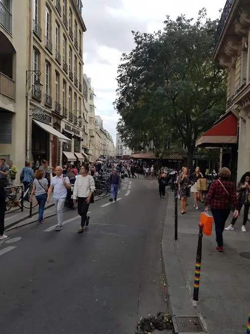 شقة Appartement Dans Le Marais 3 Chambres باريس